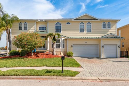 339 Manatee Ln, TARPON SPRINGS, FL, 34689-3662 | Card Image