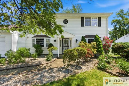 10 Helen Ct, Piscataway, NJ, 08854-5307 | Card Image