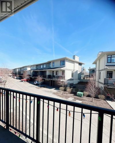 26 - 1102 Cameron Ave, Townhouse with 3 bedrooms, 3 bathrooms and 2 parking in Kelowna BC | Image 2