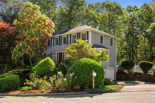 4 Beechwood Dr, South Walpole, MA, 02071-1013 | Card Image