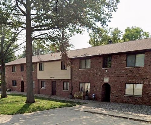 apt-3-1305 Brian Pl, Urbana, IL, 61802-1251 | Card Image