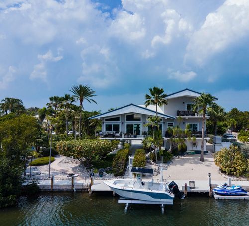 358 Stirrup Key Blvd, Marathon, FL, 33050-2927 | Card Image