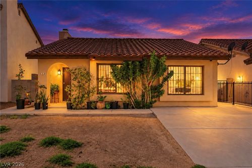 522 Bayberry Dr, Las Vegas, NV, 89110-3460 | Card Image