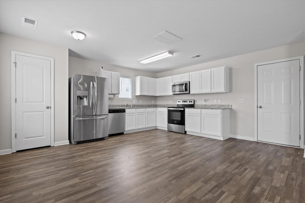 Residential in Chatsworth 5
