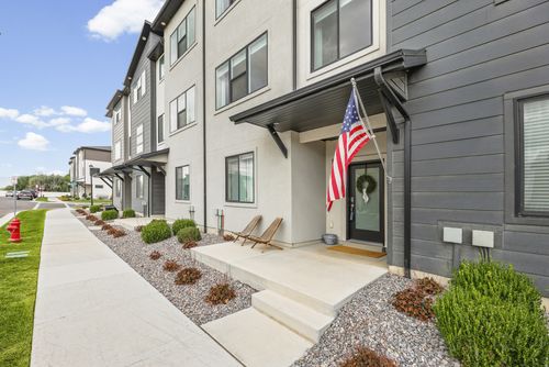 1037 W 550 S, American Fork, UT, 84003-4359 | Card Image