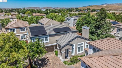 2038 Mulberry Cmn, Livermore, CA, 94551-9043 | Card Image