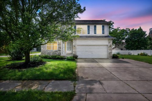 209 Isaac Tharp St, Pataskala, OH, 43062-8963 | Card Image