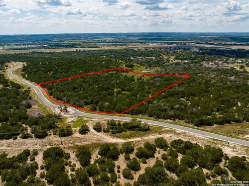 352 Dark Sky Path, Kerrville, TX, 78028 | Card Image
