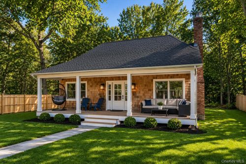 502 Springs Fireplace Road, East Hampton, NY, 11937 | Card Image