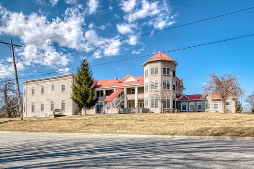 210 E Withers Rd, Wytheville, VA, 24382 | Card Image