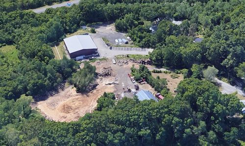 9 B Wellington Rd, Oxford, MA, 01540-1225 | Card Image