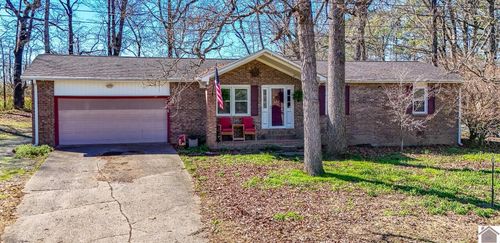 73 Whispering Oaks Loop, Mayfield, KY, 42066-7111 | Card Image