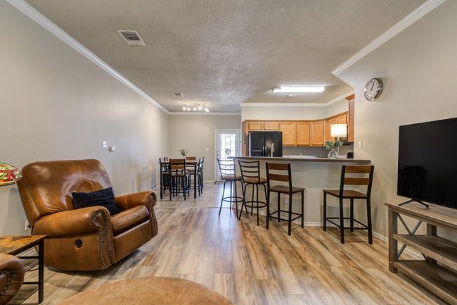 APT-1 - 2108 Main St, Condo with 2 bedrooms, 3 bathrooms and null parking in Lubbock TX | Image 6