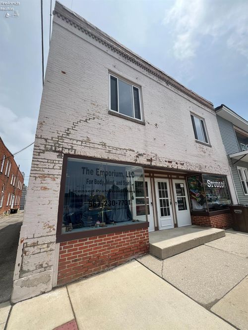 191 S Washington St, Tiffin, OH, 44883-2843 | Card Image