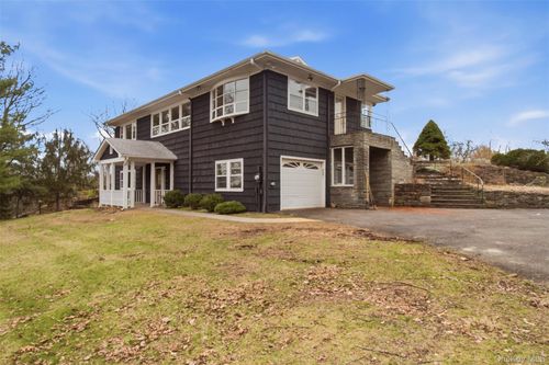 27 Allapartus Cir, Ossining, NY, 10562-1610 | Card Image