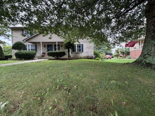 127 Bay Hill Dr, Winchester, KY, 40391-8545 | Card Image