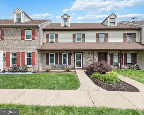 405 Cahill Cir, Honey Brook, PA, 19344-8772 | Card Image