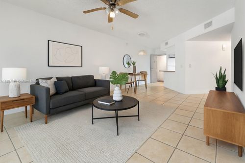 apt-304-8225 Lake Dr, Doral, FL, 33166-7792 | Card Image