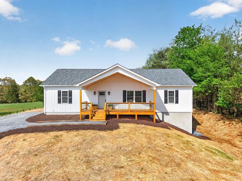 140 Stoney Creek Dr, Madison Heights, VA, 24572-3955 | Card Image