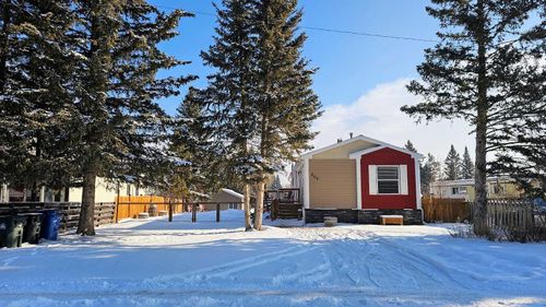 205 4 St Nw, Sundre, AB, T0M1X0 | Card Image