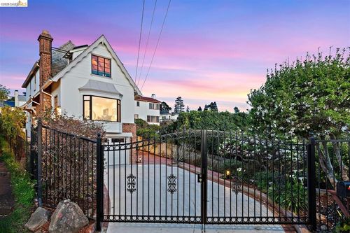 141 141 Saint Albans Rd, Kensington, CA, 94708 | Card Image