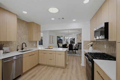 12302 Cabana Ln, Austin, TX, 78727-5304 | Card Image