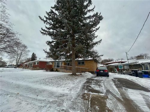 upper-47 Harber Ave, Kitchener, ON, N2C1Z1 | Card Image