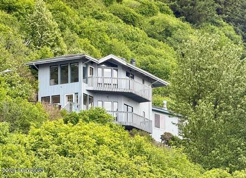 414 Cope Street, Kodiak, AK, 99615 | Card Image