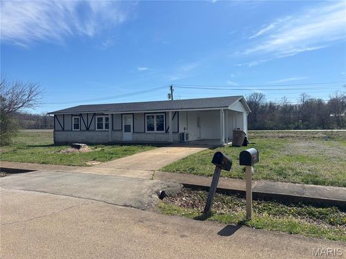 403 Matthews St, Fredericktown, MO, 63645-1226 | Card Image