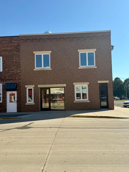 301 E Main St, Blooming Prairie, MN, 55917-1363 | Card Image