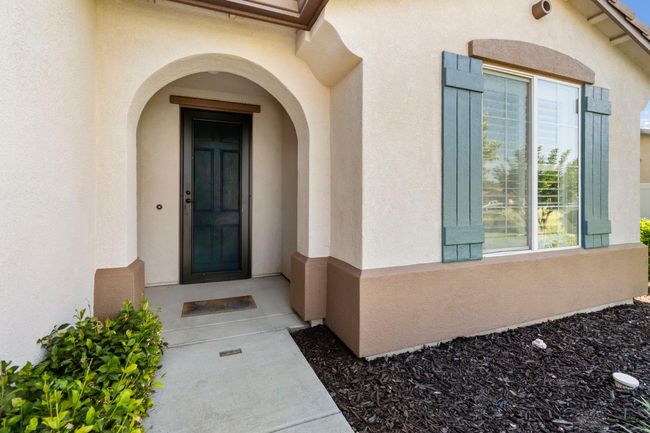 2476 Chimney Point Ln, House other with 2 bedrooms, 2 bathrooms and null parking in Manteca CA | Image 4