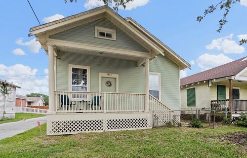 1314 30th St, Galveston, TX, 77550-4302 | Card Image