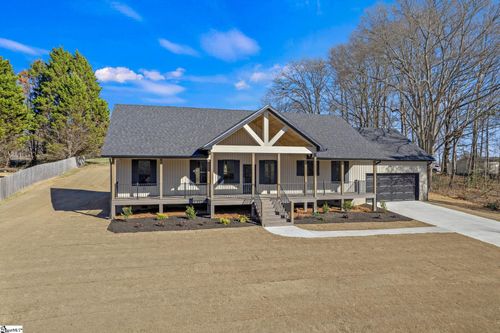 222 Lake Forest Cir, Easley, SC, 29642-1507 | Card Image