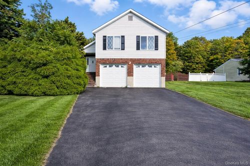 35 Depalma Dr, Highland Mills, NY, 10930-2134 | Card Image