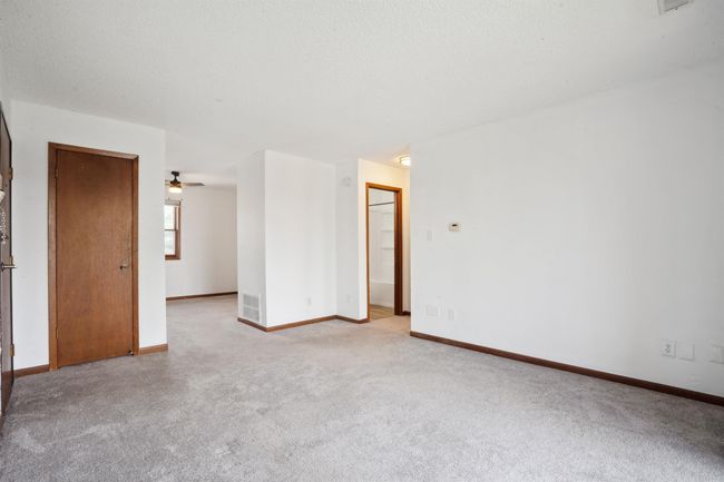 APT-3 - 1113 Flammang Dr, Condo with 1 bedrooms, 1 bathrooms and null parking in Waterloo IA | Image 4