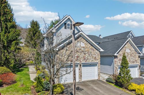 183 Woodlands Dr, Tuxedo Park, NY, 10987-4803 | Card Image