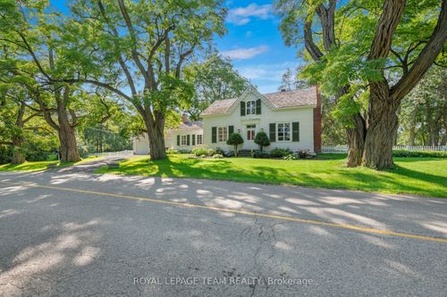 256 Wilson St, Almonte, ON, K0A1A0 | Card Image