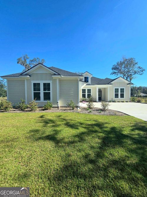 390 Harbour Island Cir, Waverly, GA, 31565-2892 | Card Image