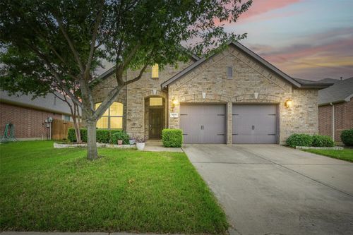1616 Nightingale Dr, Aubrey, TX, 76227-3587 | Card Image