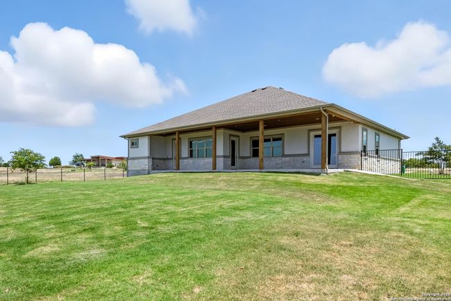 450 Peck St, House other with 4 bedrooms, 3 bathrooms and null parking in Kyle TX | Image 33