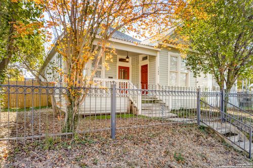 1106 Dawson St, San Antonio, TX, 78202-2420 | Card Image