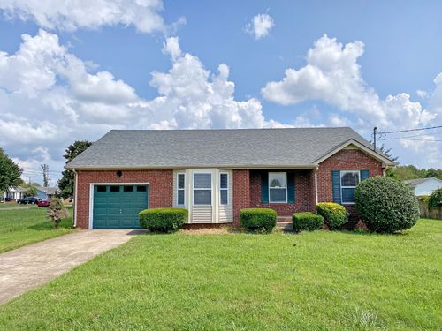 701 Carbondale Dr, Oak Grove, KY, 42262-8261 | Card Image