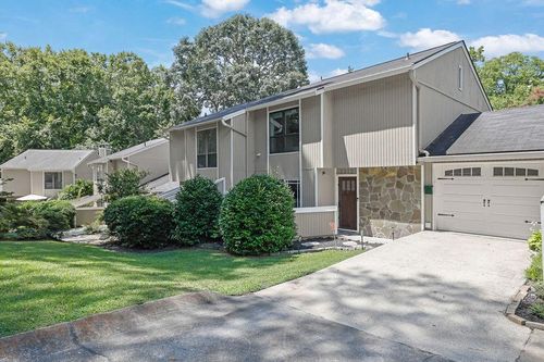 2312 Colonial Dr Ne, Brookhaven, GA, 30319-3807 | Card Image
