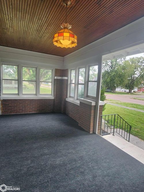 600 6th St, Battle Creek, IA, 51006-9406 | Card Image