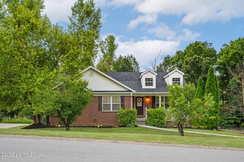 111 Chesapeake Trl, Coxs Creek, KY, 40013-6627 | Card Image