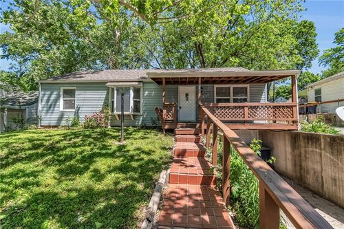 712 Ne 45th St, Kansas City, MO, 64116-1820 | Card Image