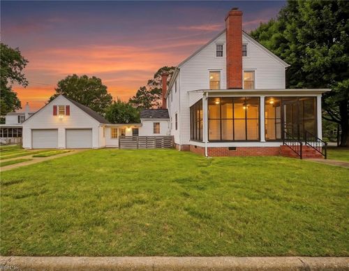 5 Willoughby Pl, Hampton, VA, 23661-3033 | Card Image