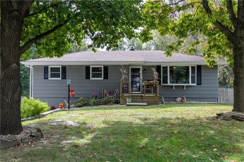 2836 Blackwell Rd, Saint Joseph, MO, 64506-1105 | Card Image