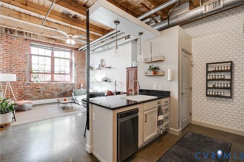 u118-815 Porter St, Richmond, VA, 23224-2271 | Card Image