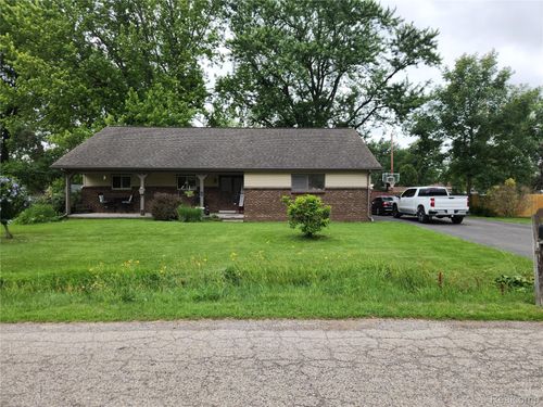 24960 Trombley St, Harrison Township, MI, 48045-3381 | Card Image